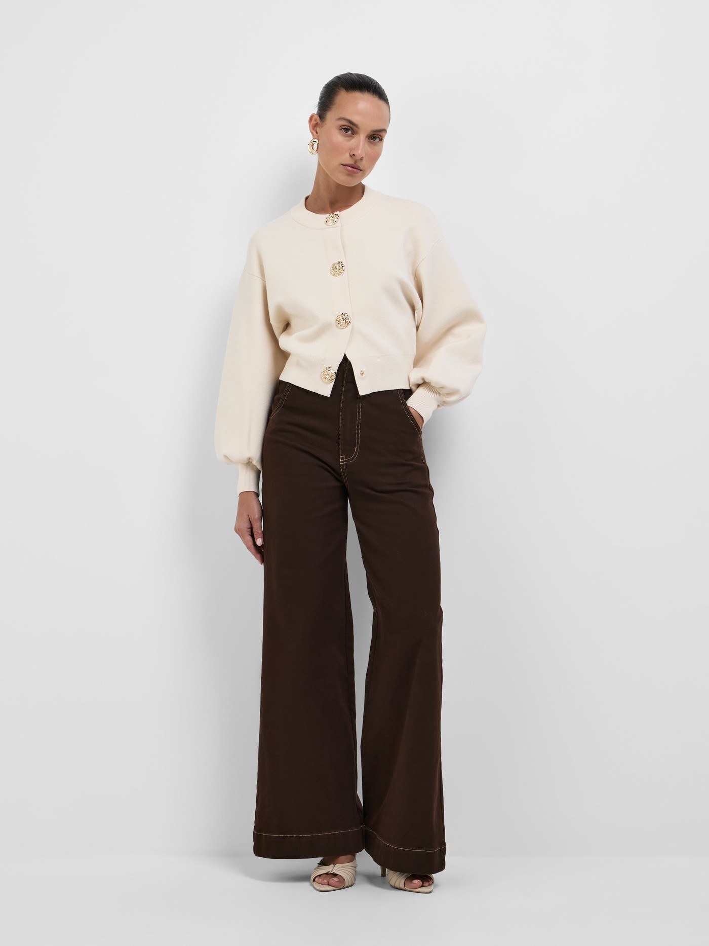 BROADWAY JEAN view 4